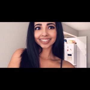 Meet your Posher, Karla